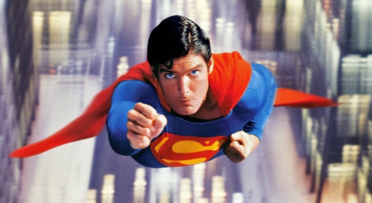 Video: Marvels Kevin Feige und DCs Geoff Johns zollen ihren Respekt an Richard Donners „Superman“