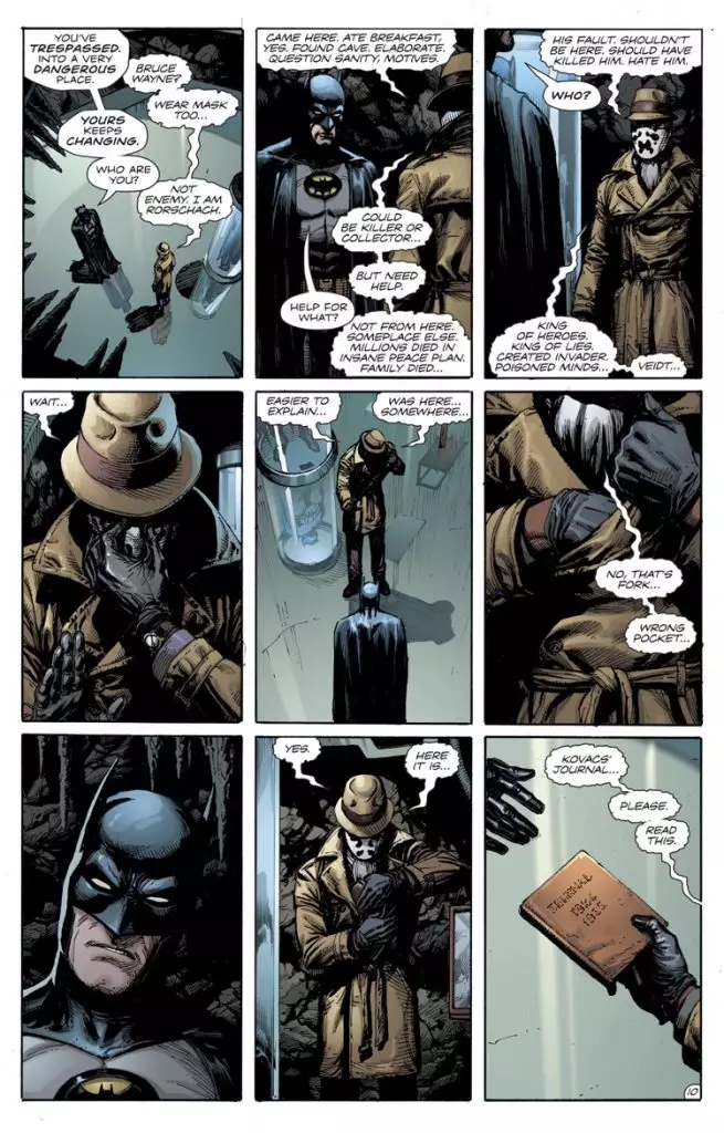 ComicReview_DoomsdayClock_1_PaniniComics_2